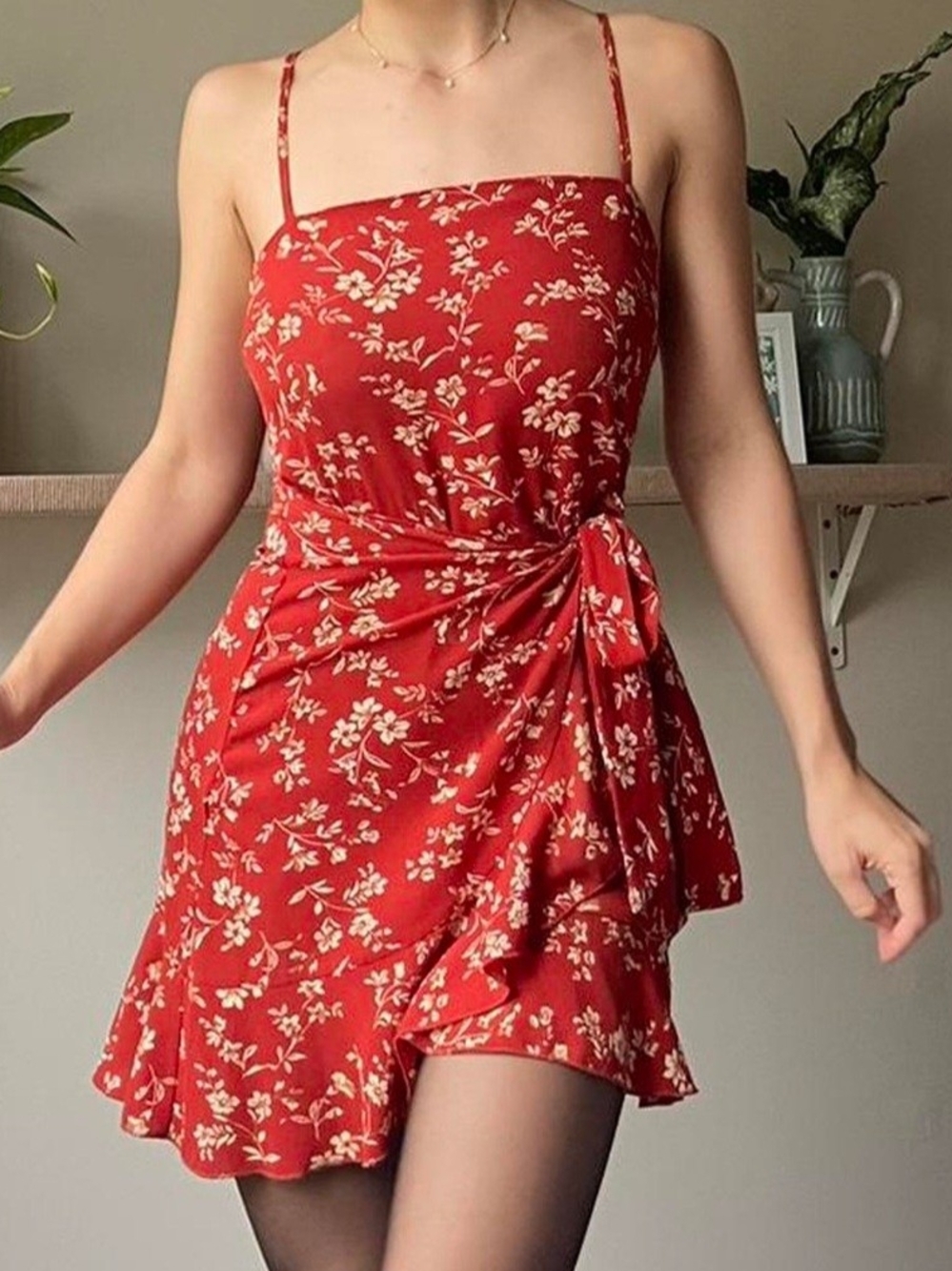 Zaful Red Floral Tie-Side Spaghetti Strap Mini Dress